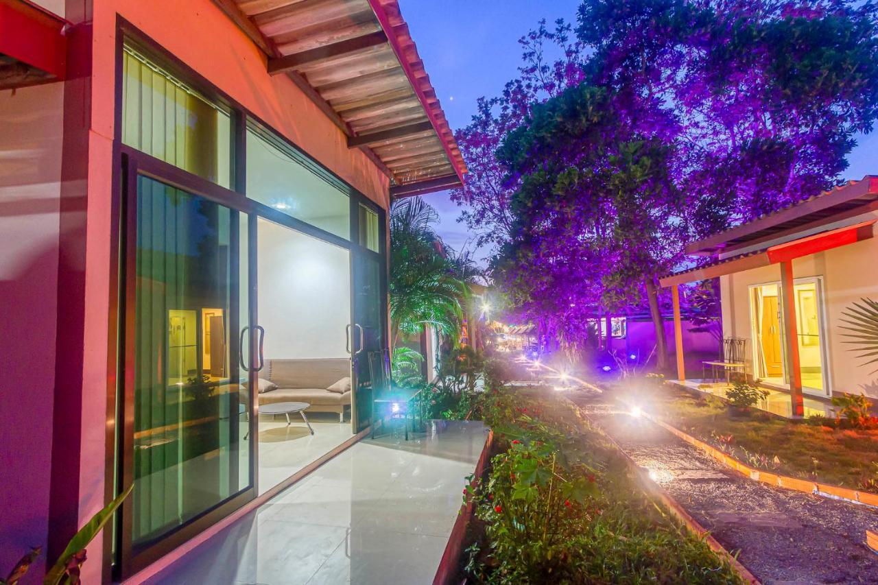 The Travelers Friend Hotell Ban Ai Dao Exteriör bild