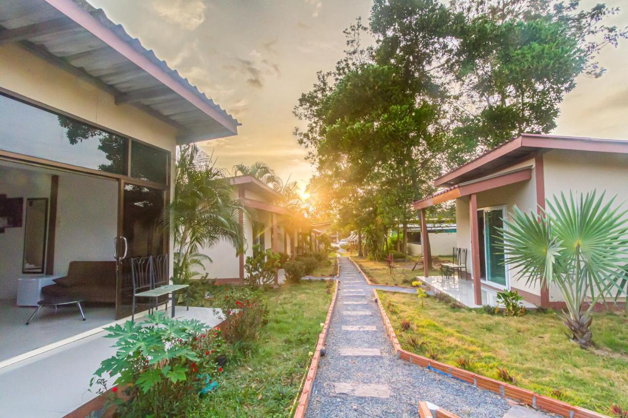 The Travelers Friend Hotell Ban Ai Dao Exteriör bild